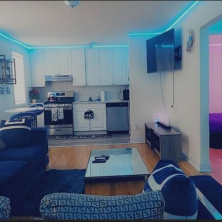 Townhouse Apartment In Oakland Gardens New York Exteriér fotografie